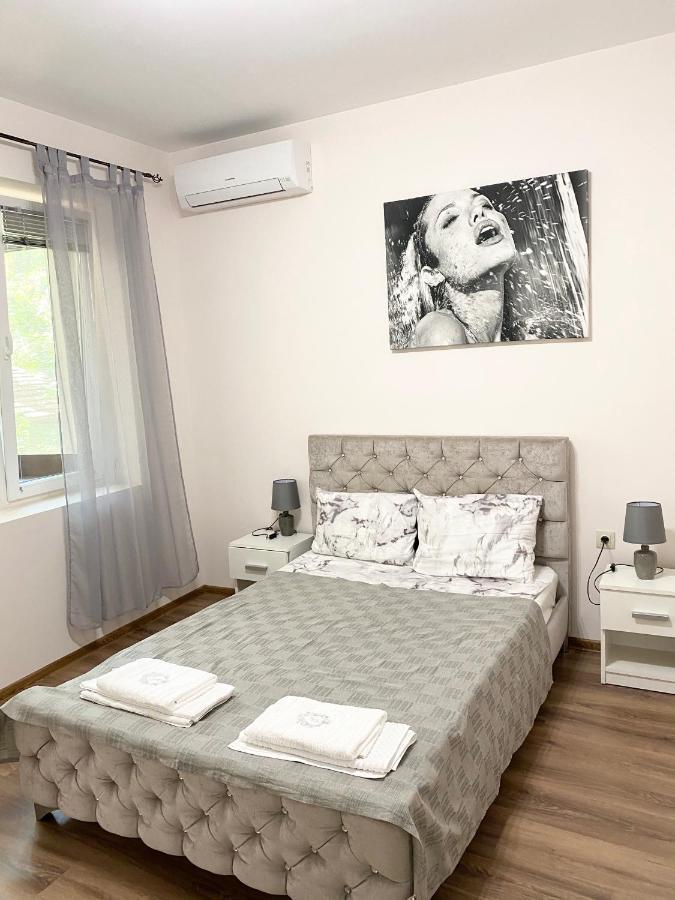 Central Apartment Plovdiv Ngoại thất bức ảnh